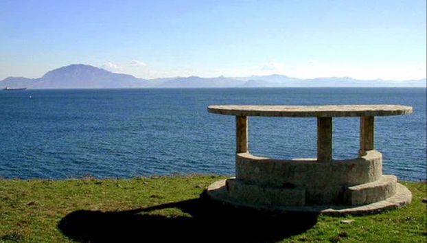 Catch sight of northern Africa from the coast of Cadiz
