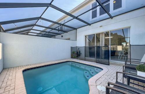 Private Pool Disney Townhome - Walk to Water Park - Foto 38