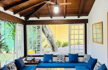 Búzios Praia da Ferradura Linda casa dentro de Condomínio com toda infraestrutura - água e luz inclusos na tarifa - Foto 32