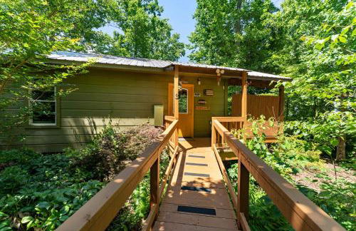 Wildflower Cabin with a private hot tub - Foto 24