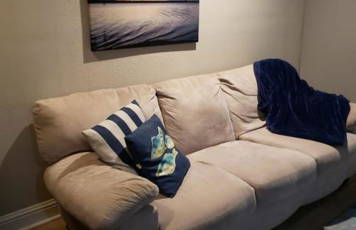 Lake front Studio - Photo 13