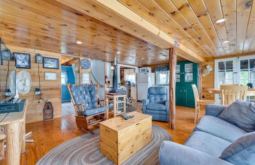 Waterfront Home on Lake Champlain with Dock and Kayaks - Foto 7