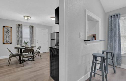 The Smart Stay ! New Remodel! Minutes from Atlanta - Foto 8