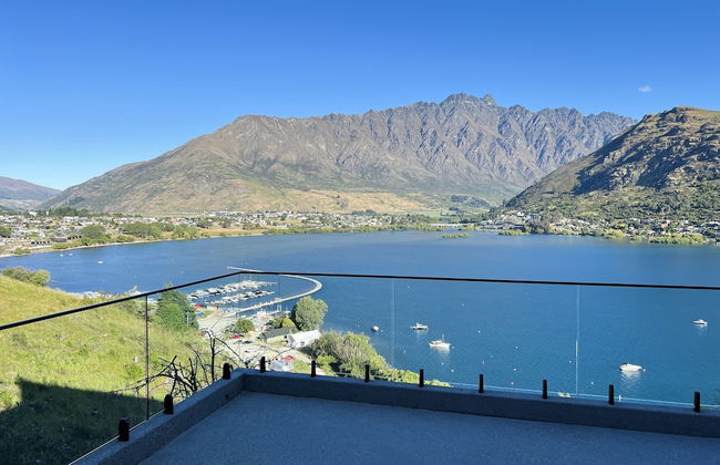 Stunning Lakeview QT Holiday House - Foto 19