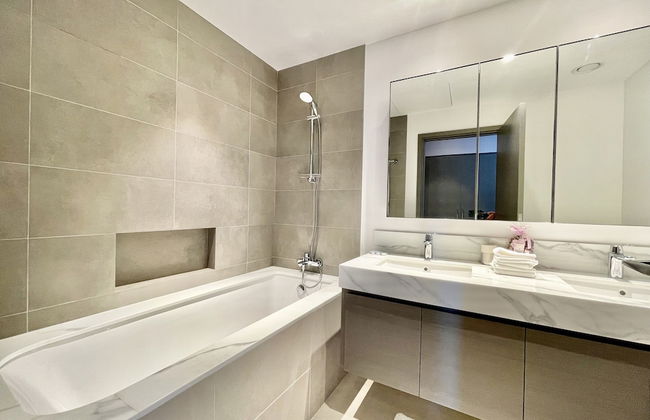 Ultimate Luxury at Dubai Creek Waterfront - Photo 27