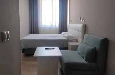 Boutique Urban Madrid Genova - Photo 1