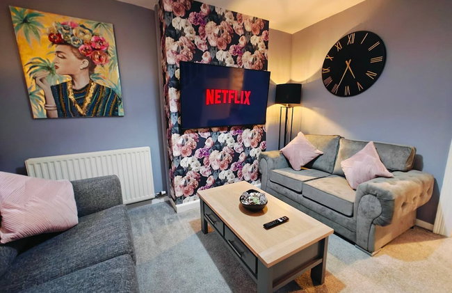 2BR Fortuna Meadow in Belfast - Foto 1