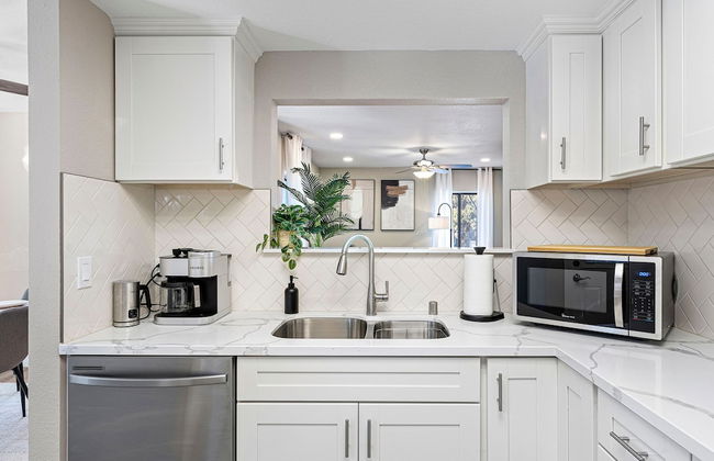 Elegant 4BD Reno Abode Close to Shops and Casinos - Foto 23