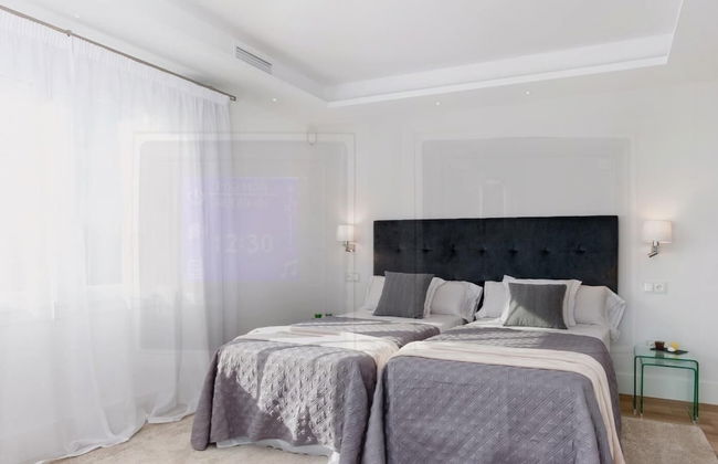 Top Luxury Marbella Villa - Photo 6