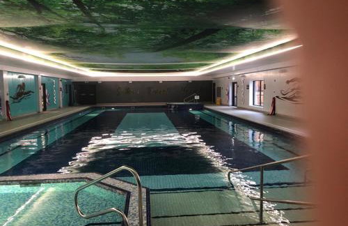 Cosy 3 Bedroom House on Cornish estate with pool - Foto 15