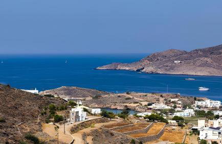 Stelios-Korina Villa with Pool and Stunning View in Syros Posidonia - Photo 5