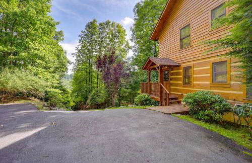 Smoky Mountain Vacation Rental with Large Deck! - Foto 35