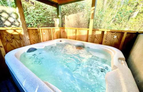 Amazing Cabin HOT tub minutes to Helen #1 - Foto 1