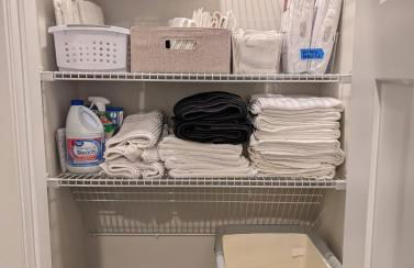 Queen City Castle - Rooftop, Garage, King Beds, Pet Friendly - Foto 75