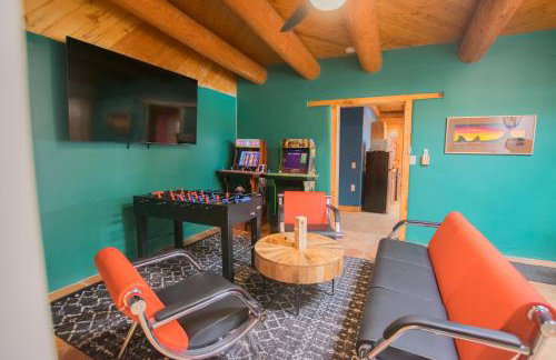 3 King Beds Hot Tub Arcades 5 Baths - Foto 24