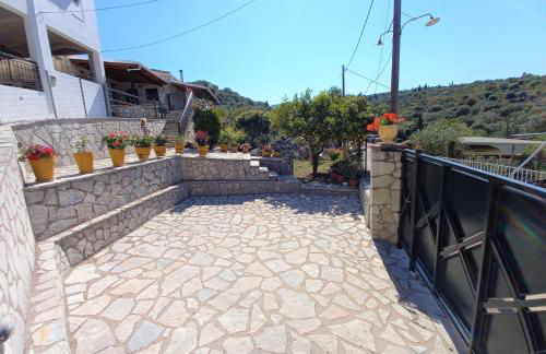 Konstas Stone Island House in Meganisi - Photo 19