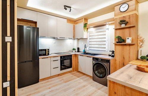 Hidden Gem - JK 7towers - 120m2 - 1Gbs - Foto 4