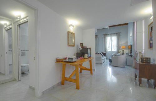 Right House - Characteristic Marina District - Photo 23