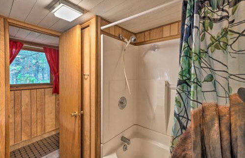 2 Cozy Island Park Cabins with Near the Lake! - Foto 24