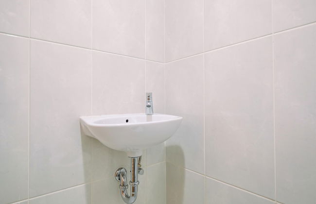 Good Deal Studio At Evenciio Apartment Margonda Near Ui - Photo 9