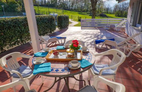 Sole 2 Terrassen Ferienwohnung mit Pool OG - Foto 3