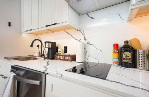 Sleek 2BR On Rvrwalk Gym Parking Near Conv Ctr - Foto 56