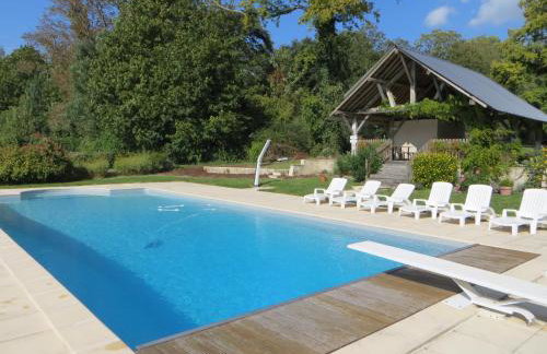 Château de Salvert - 4 Gîtes - 32 personnes - Foto 61