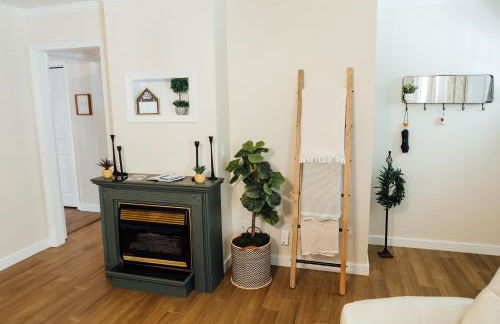 Dahlonega Escape, Wineries, Game Room, Hiking - Photo 58