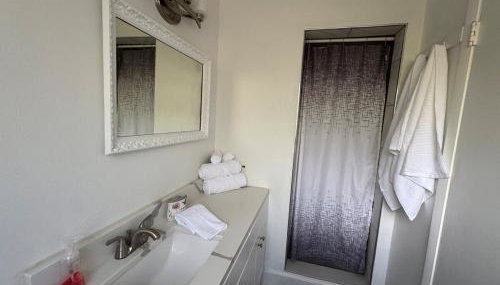 HUGE In-Law Apt Beach Oasis- Private entrance - Foto 3