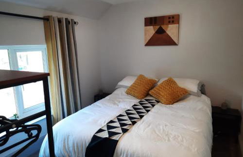 Croak Cottage, Frogmore - Foto 13