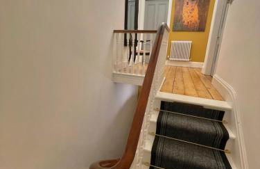 Tranquil Victorian Villa with Hot Tub & Sauna - Foto 4