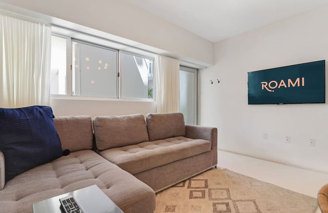 Roami at 250 Collins - Foto 151