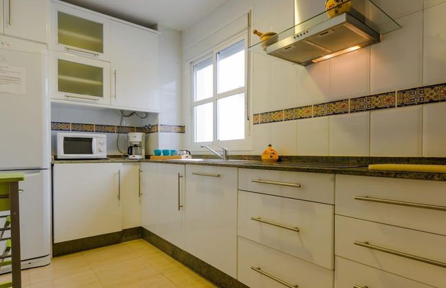 Rotonda I 88 in Conil de la Frontera - Photo 9