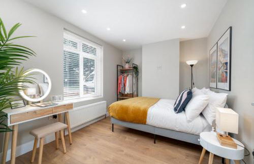 Edgeware Home 4 Bedroom House-Free Parking - Foto 59