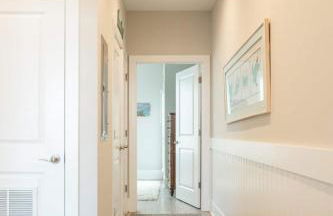 Luxury Beach Condo 5 Min Walk to Beach & Shops! - Foto 29