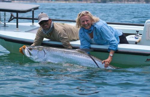 New! Remodeled, Pool-Side, 1-min to Beach Path! - Foto 78