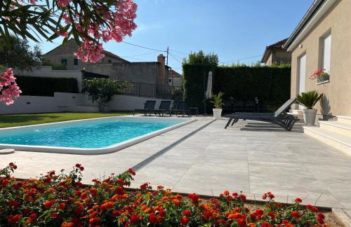 Tony's house in garden - Photo 44