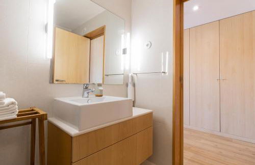 S1405 - practical and modern - AC, balcony and parking - Foto 39