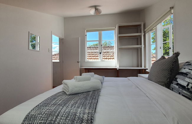 Bright and Modern Oasis in Kingsland - Foto 14