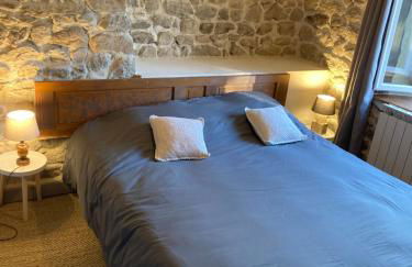 Chez Élise et Jean Yves - Foto 1