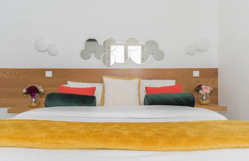 Location Location Location F42 - Photo 16