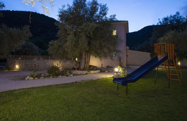 Villa Niriides - Foto 33