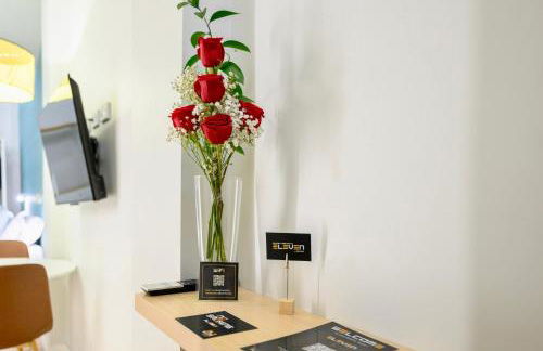 Eleven Boutique Apartments by Airnest - Foto 20