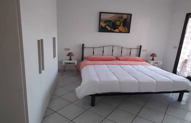 Olbia, Near Costa Smeralda Airport - Non-smoking - Photo 13