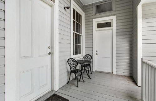 Montgomery Apartments on Magazine Street - Foto 15