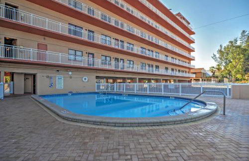 Beachfront St Petersburg Condo with Community Pool! - Foto 21