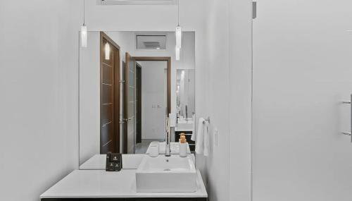 Floral City Oasis - Pool, BBQ Area & Forest View - Foto 4