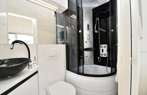 Apartments Lux with pool - Foto 24