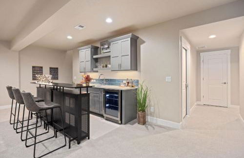 NEW! Elegant Home near TPC Golf Course & Trails - Foto 44