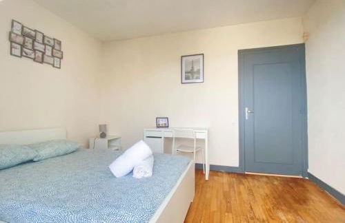 Joli T4 avec balcon, place de parking - Oradou - Foto 6